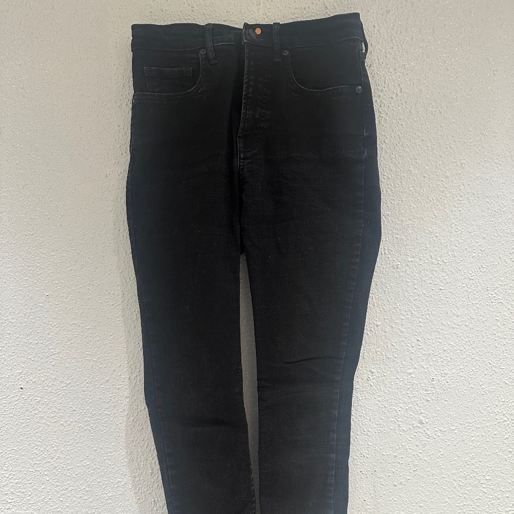 Women’s High Rise Skinny Jean